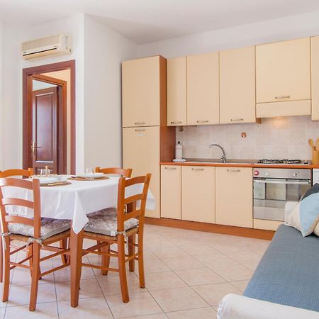 Ferienwohnung Oristano Centro - Con Parcheggio Privato Gratuito Exterior foto